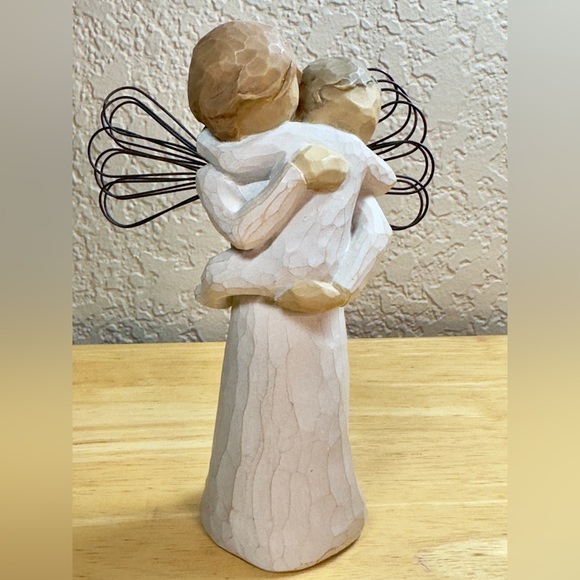 Demdaco Willow Tree Angels Embrace Holding Baby Figurine 5.25" Susan Lordi 2002 - Picture 1 of 13